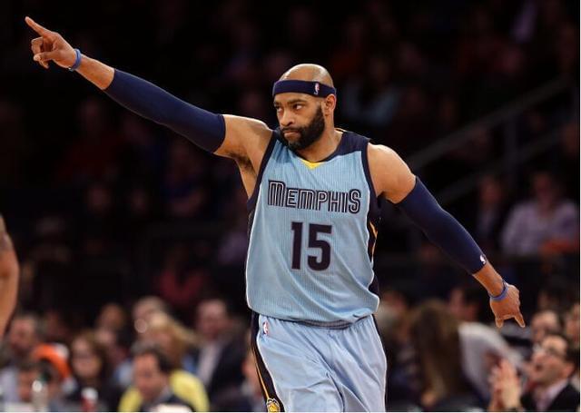 他与卢卡库 他与卢卡库